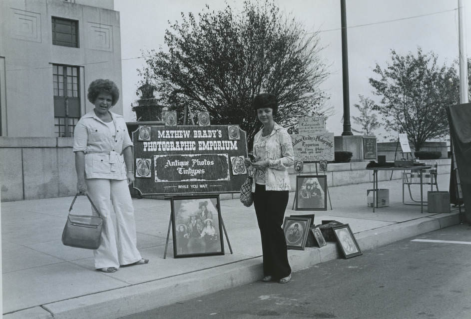 #82 Court House Day, Nashville, Tennessee, 1977