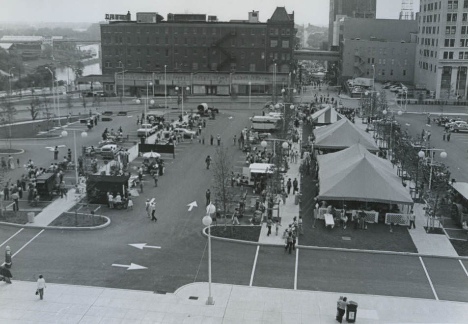#84 A view of the tents and visitors to the 1977 Courthouse Day hosted in Nashville, Tennessee.