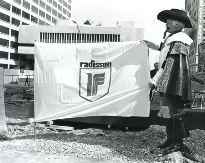 #107 Radisson Plaza Hotel groundbreaking with Mayor Fulton, Nashville, Tennessee, 1978
