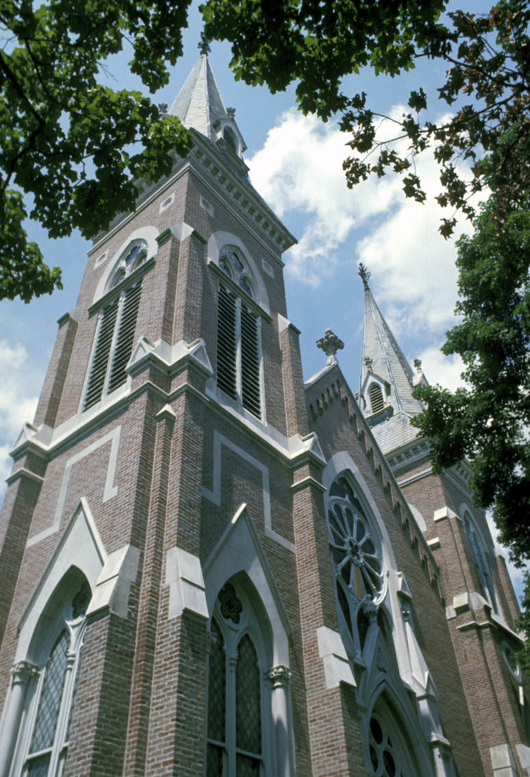 #121 The Madison Street United Methodist Church in Clarksville, Tennessee, 1975