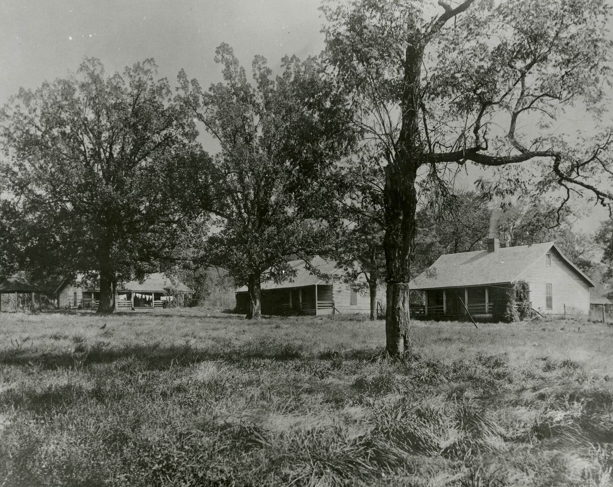 #30 Former slave quarters at Belle Meade Plantation. 1940s