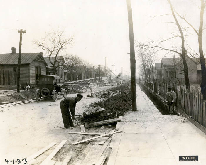 #42 Construction of the East Nashville Viaduct, 1923