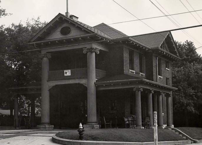 #21 Fire Station at Holly Street, 1949