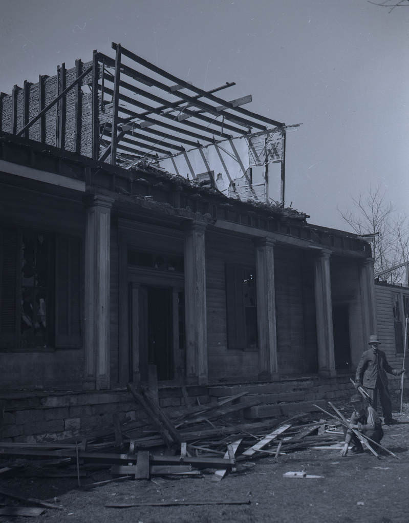 #78 Henry Driver home being razed, Nashville, Tennessee, 1941