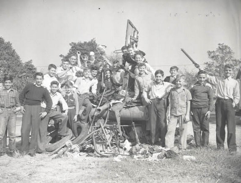 #104 Salvage scrap drive in Nashville and Middle Tennessee region, 1942