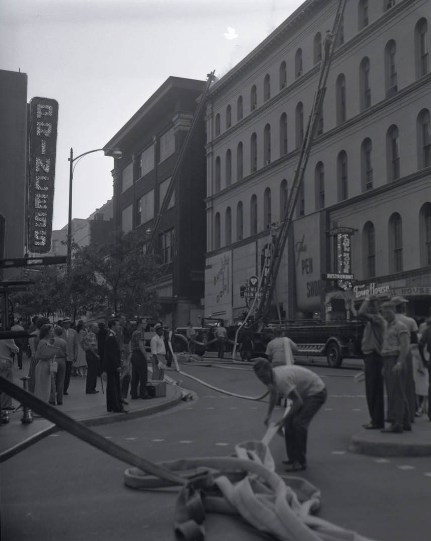 #69 Maxwell House fire, 1958