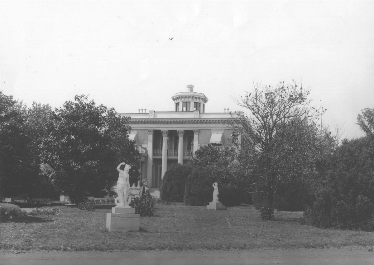 #10 Belmont mansion, 1900