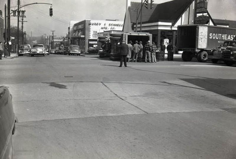 #102 West End Avenue at Seventeenth, Nashville, Tennessee, 1951