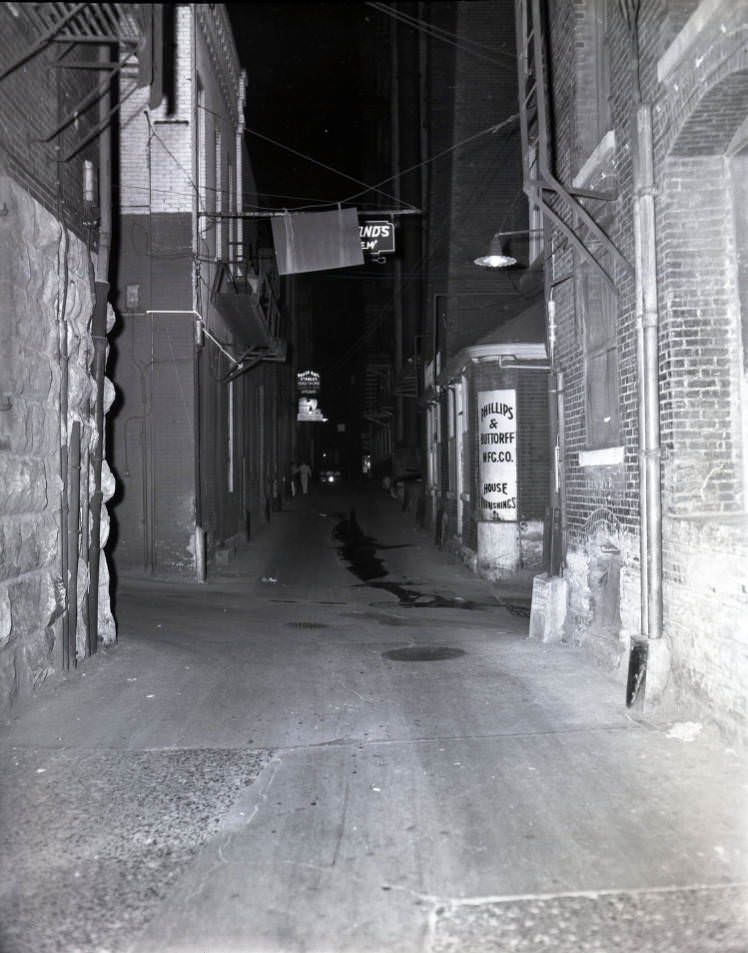 #117 Printer’s Alley, Nashville, Tennessee, 1953