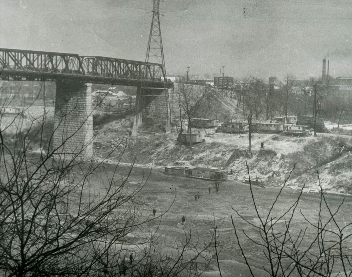 #1 Frozen Cumberland River, 1940