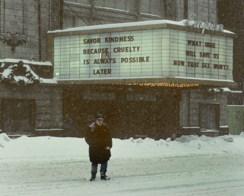 #9 Times Square, 1996