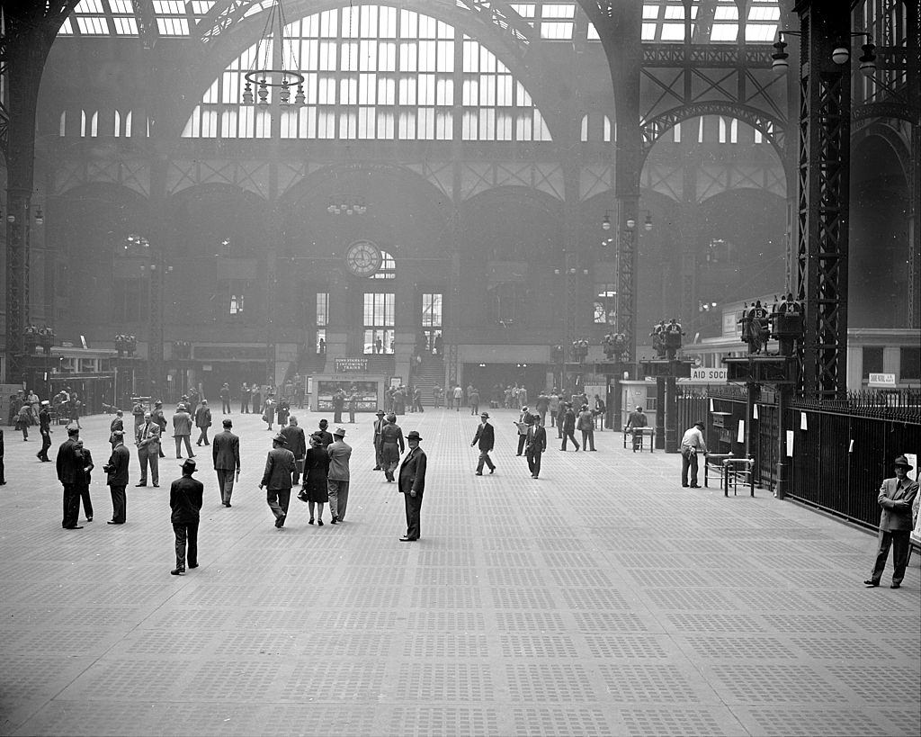 #21 Railroad Strike at Pennsylvania station at 11.45 and all was, 1948