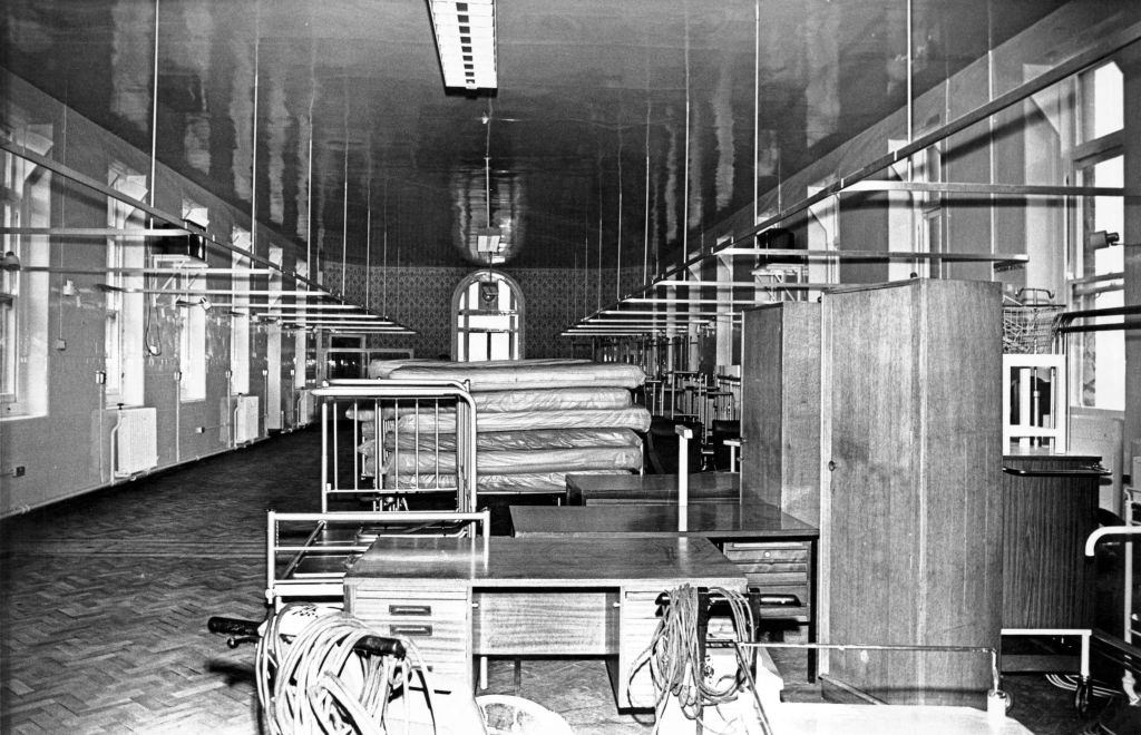 #106 Royal Victoria Infirmary Hospital, 1975