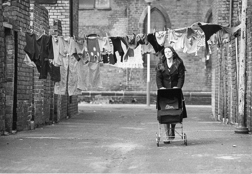 #41 Washing day in St John’s Street, Percy Main, 1970s