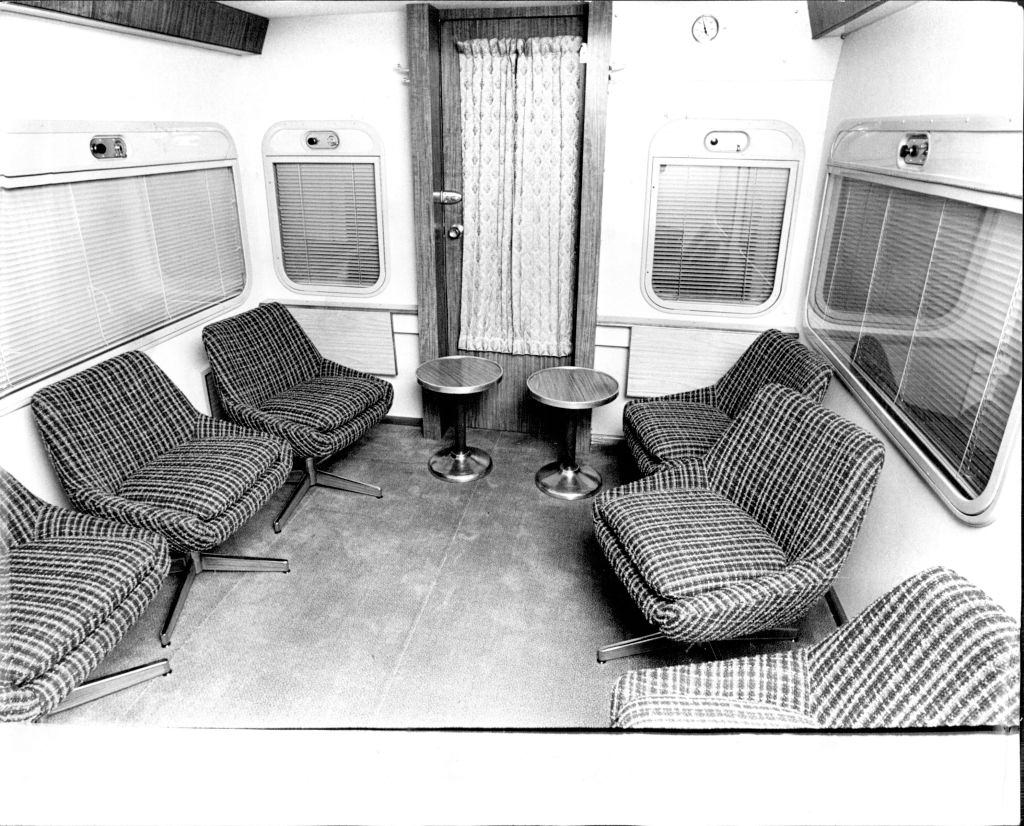 #64 The dinging room of the carriage, 1972