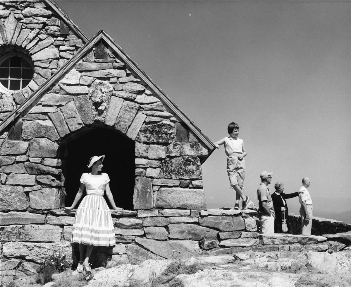 #25 Vista House, Mt. Spokane, 1950