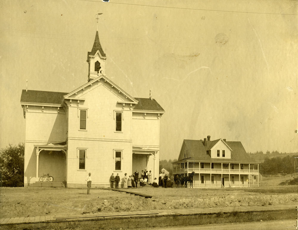#15 Olympia Collegiate Institute, 1889