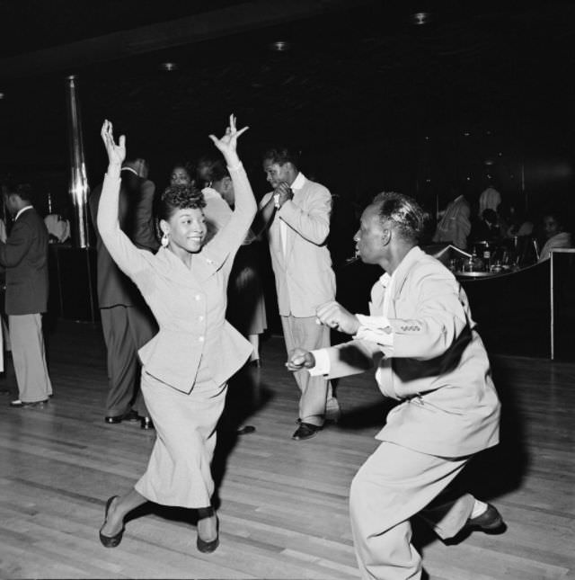 #4 Couple dancing, 1947.