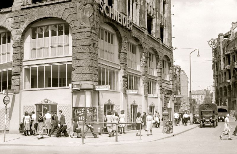 #21 Mercantile building of Kaufhaus M. Schneider, Frankfurt, 1947