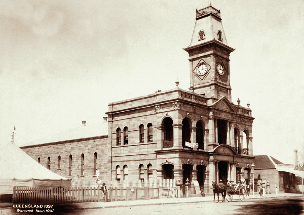 #129 Warwick Town Hall, 1897