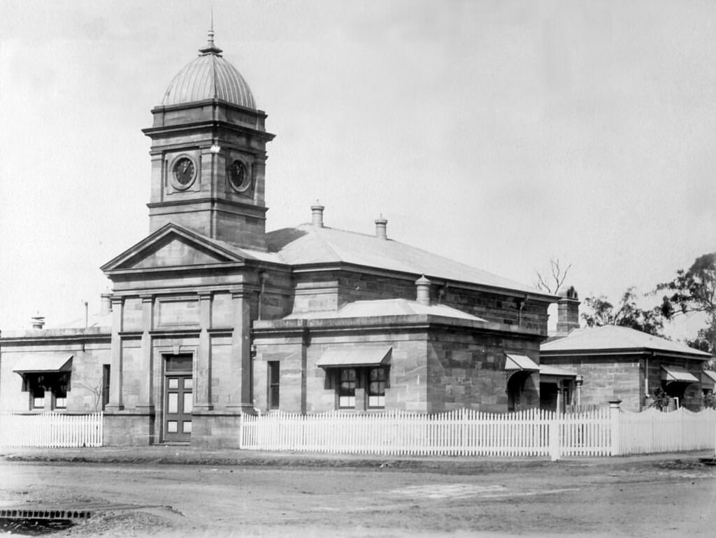 #136 Court House, Warwick, 1890