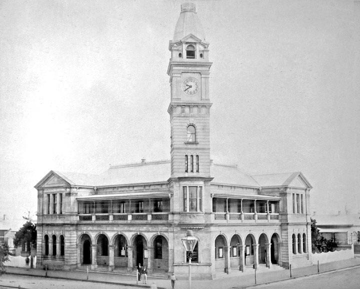 #164 Post and Telegraph Offices, Bundaberg, 1890