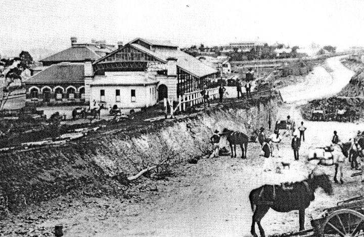 #36 Roma Street Railway Station, railway construction
