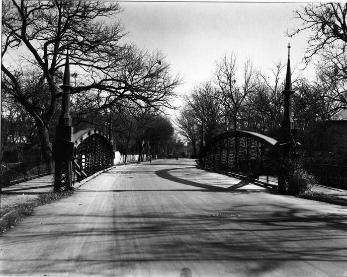 #120 Johnson Street Bridge, San Antonio, 1937