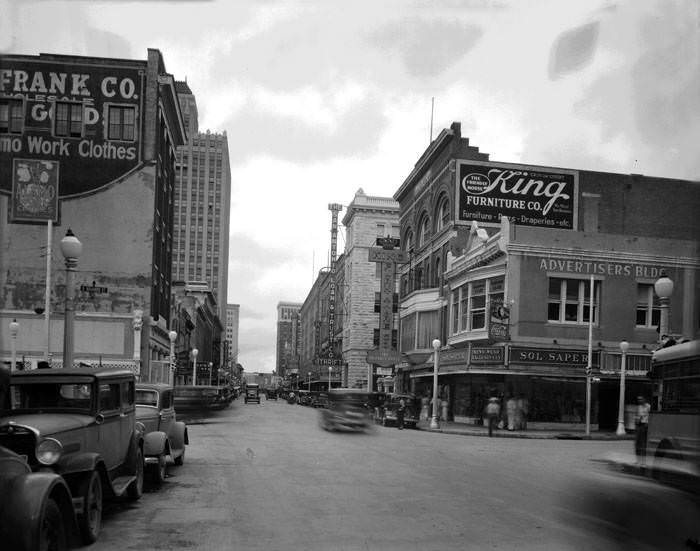 #142 W. Commerce Street looking west toward intersection of Navarro Street, San Antonio, 1935