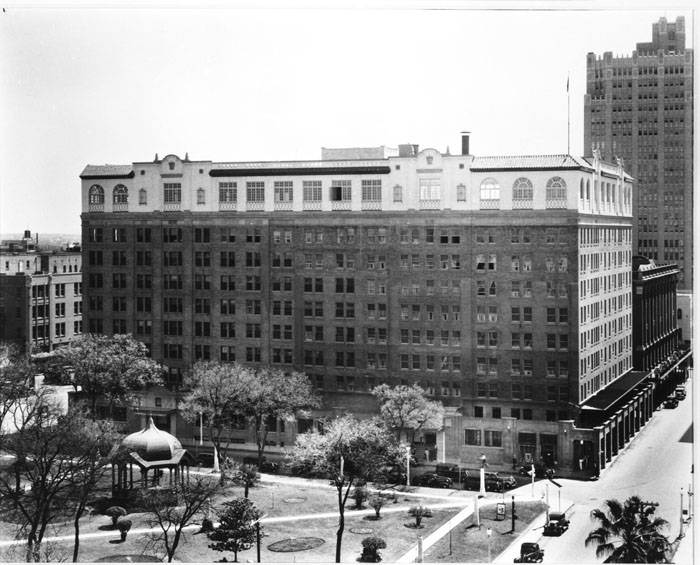 #156 St. Anthony Hotel, San Antonio, Texas ca. 1936