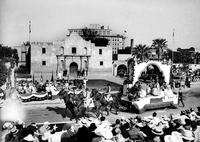 #173 Jefferson High School float at 1937 Battle of Flowers Parade, 1937
