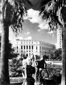 #193 Federal Building and Post Office as seen from garden on Alamo Plaza, San Antonio, 1937
