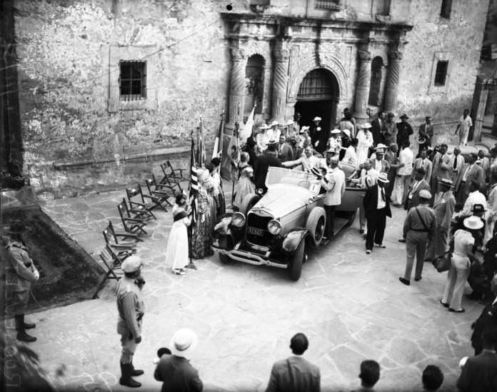 #14 Franklin Roosevelt and party in front of the Alamo during his visit to celebrate the Texas Centennial, 1936