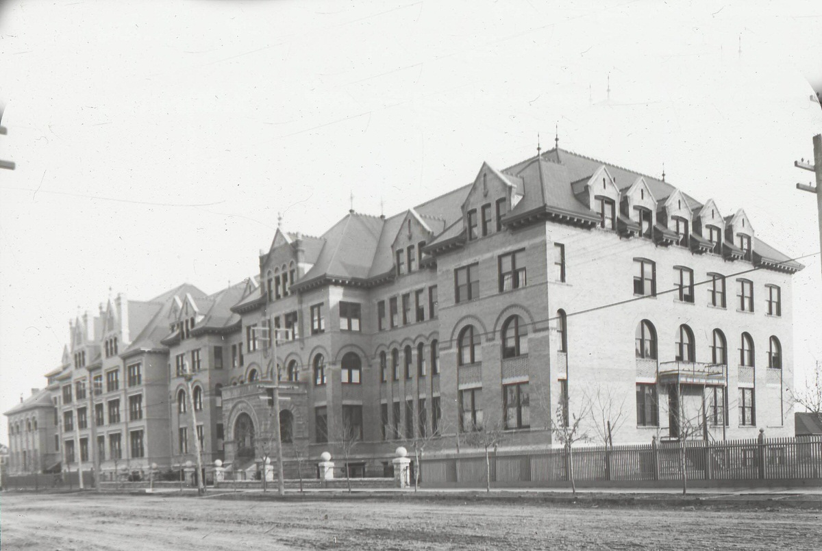#6 Gonzaga College, 1900s