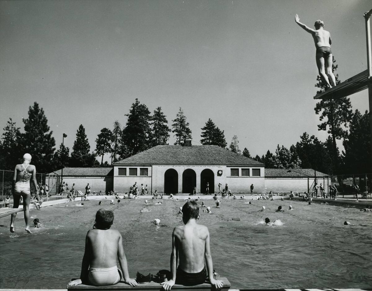 #8 Comstock Pool, Spokane, 1950