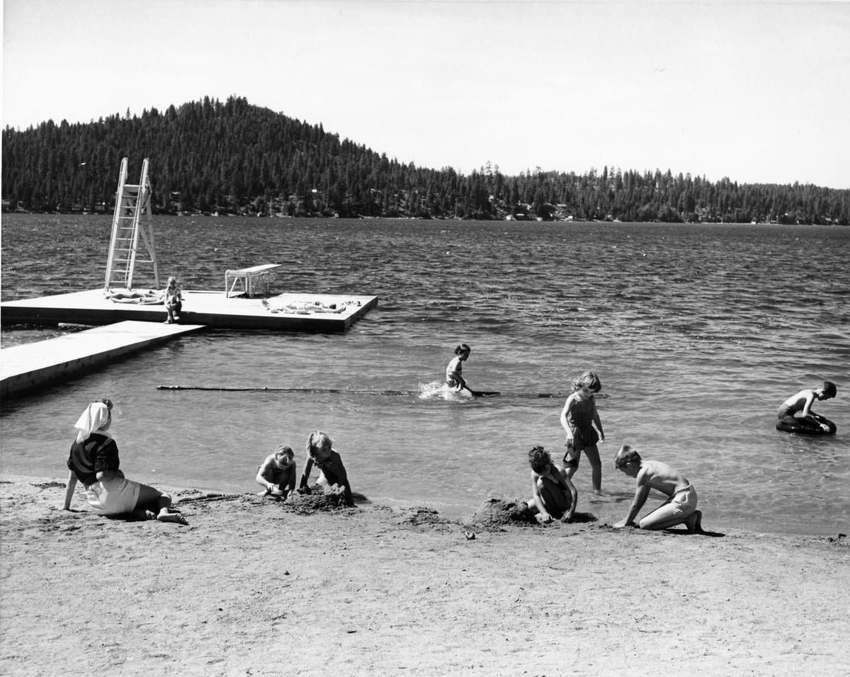 #40 Loon Lake near Spokane, 1930s