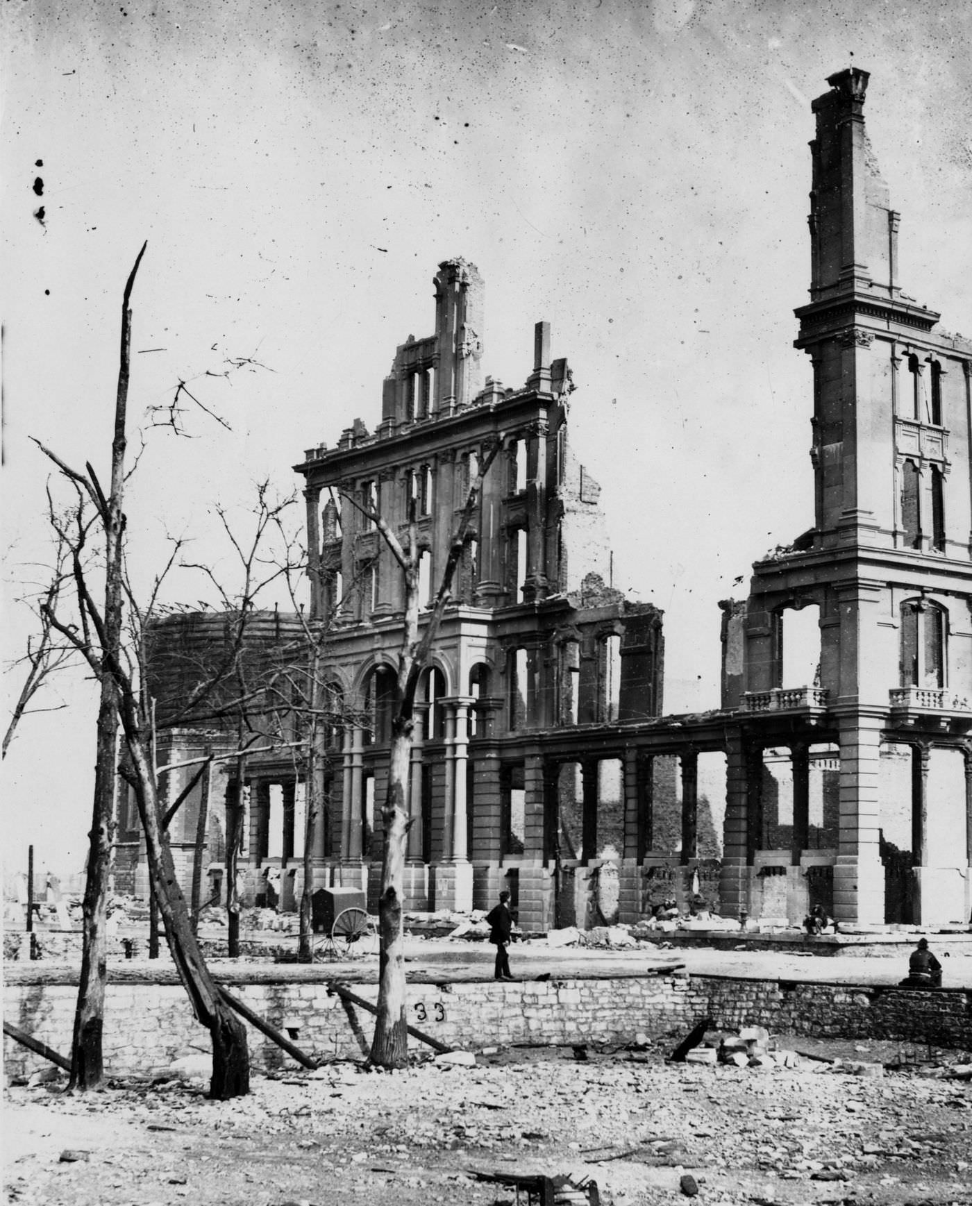 #31 The ruins of the Grand Pacific Hotel after the Great Chicago Fire of 1871.