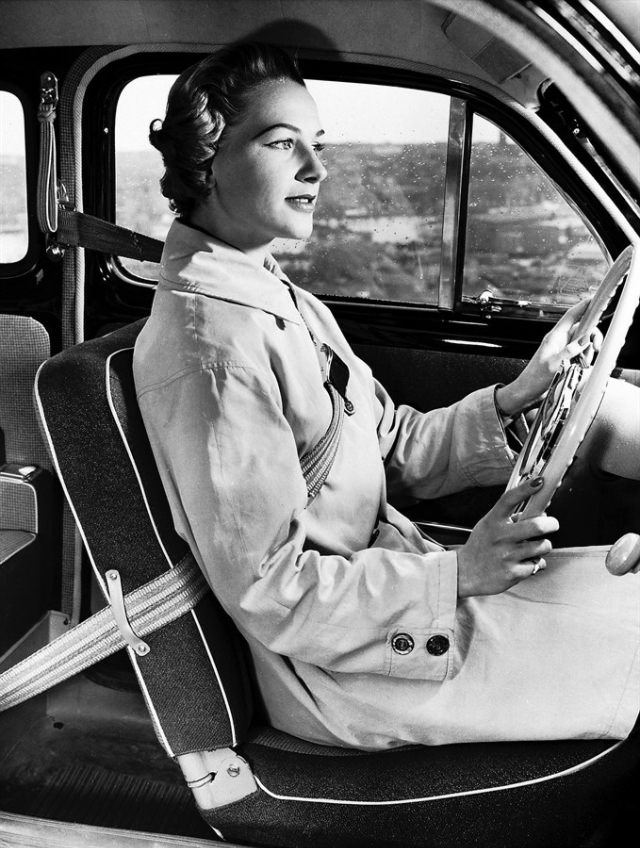 V-Shaped Three-Point Safety Belt made by Volvo that saved One Million Lives Inventions