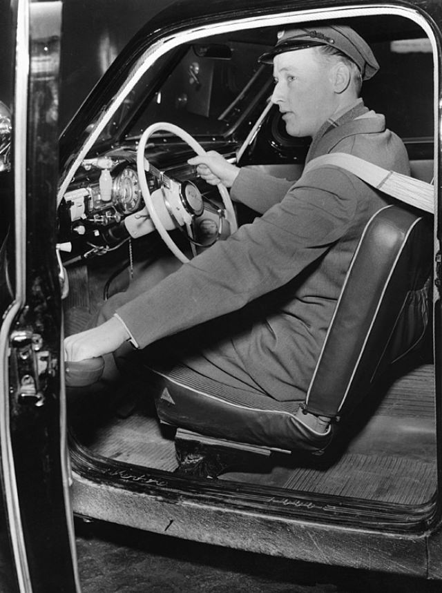 V-Shaped Three-Point Safety Belt made by Volvo that saved One Million Lives Inventions