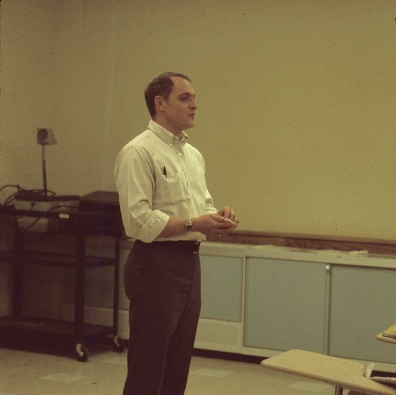 #19 Instructor, December 1969