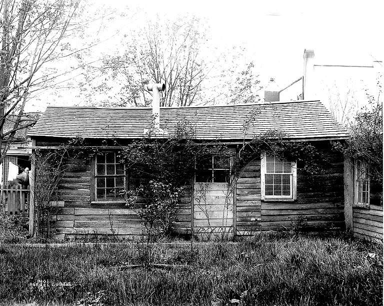 #10 Cabin, Olympia, 1902