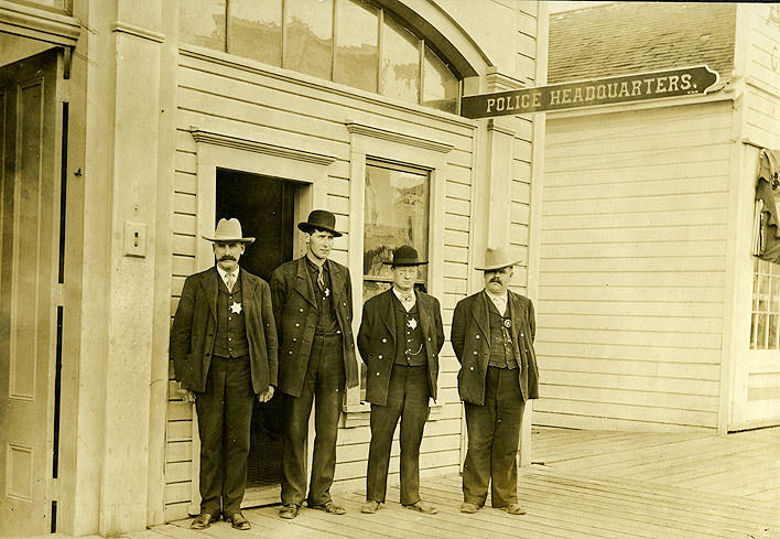 #35 Olympia Police Department, 1905