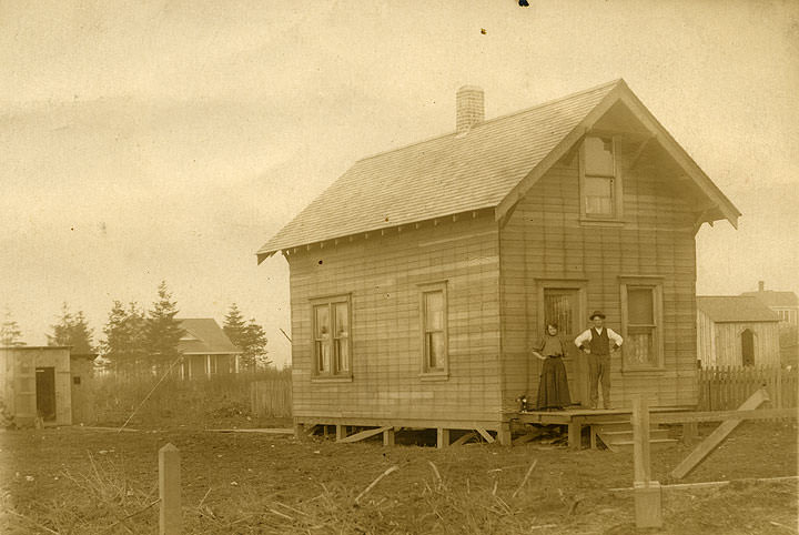 #10 Boothe Family Residence, South Tacoma, 1912