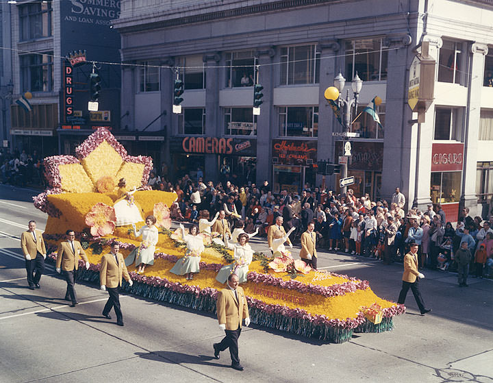 #24 Tacoma City Light float, Daffodil Parade, Tacoma, 1966