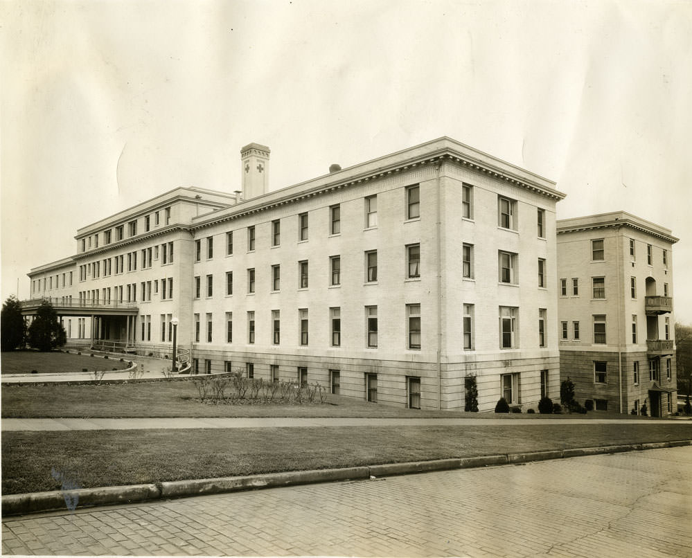 #2 Tacoma General Hospital exterior view, 1925