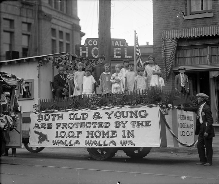 #45 I.O.O.F. Parade, Tacoma, 1926