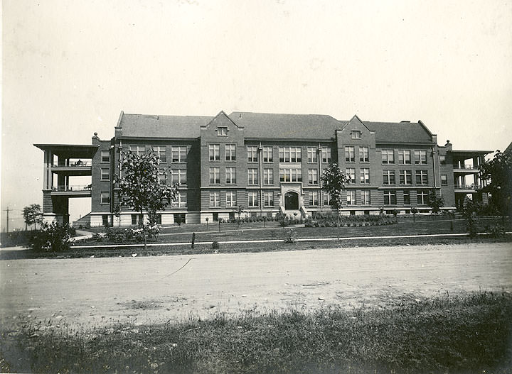 #49 Northern Pacific Beneficial Association Hospital, Tacoma, 1910