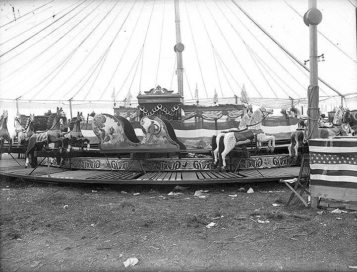 #19 Birschell-Spillman Company carousel, probably Tacoma, 1905
