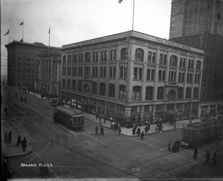 #124 The People’s Store, Eleventh Avenue and Commerce Street, Tacoma, 1918