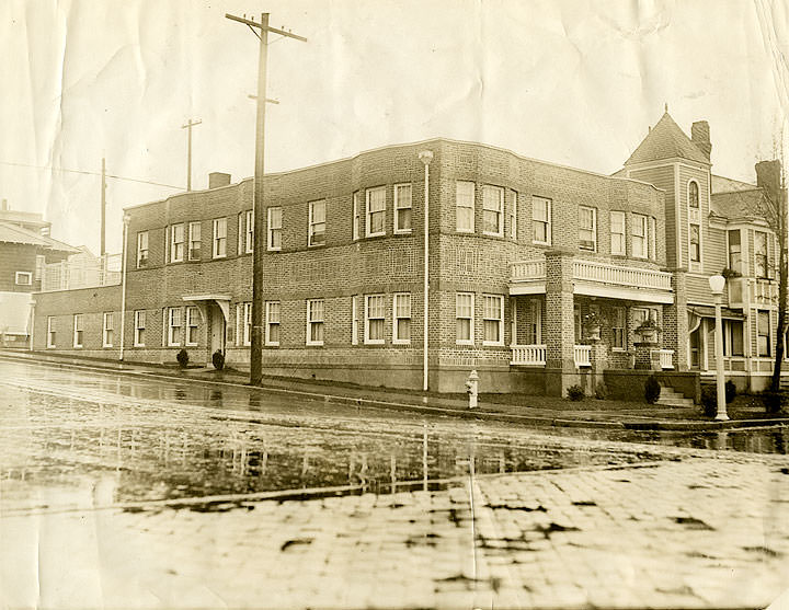 #88 Cassidy & Allen Undertaking Co., 1224 South I Street, Tacoma, 1922
